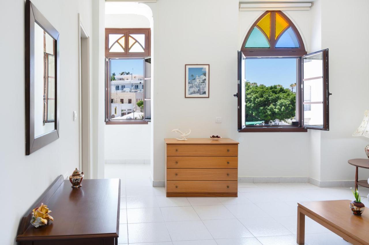 Port House Apartment *